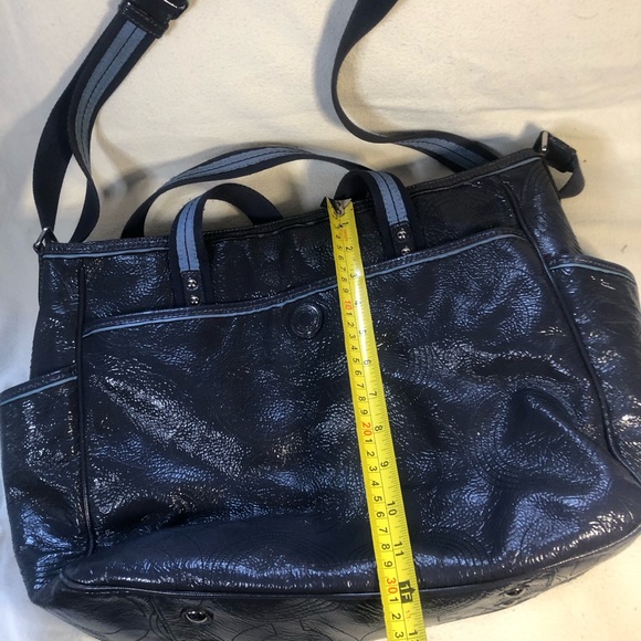 Authentic Coach baby bag. - Picture 3 of 9